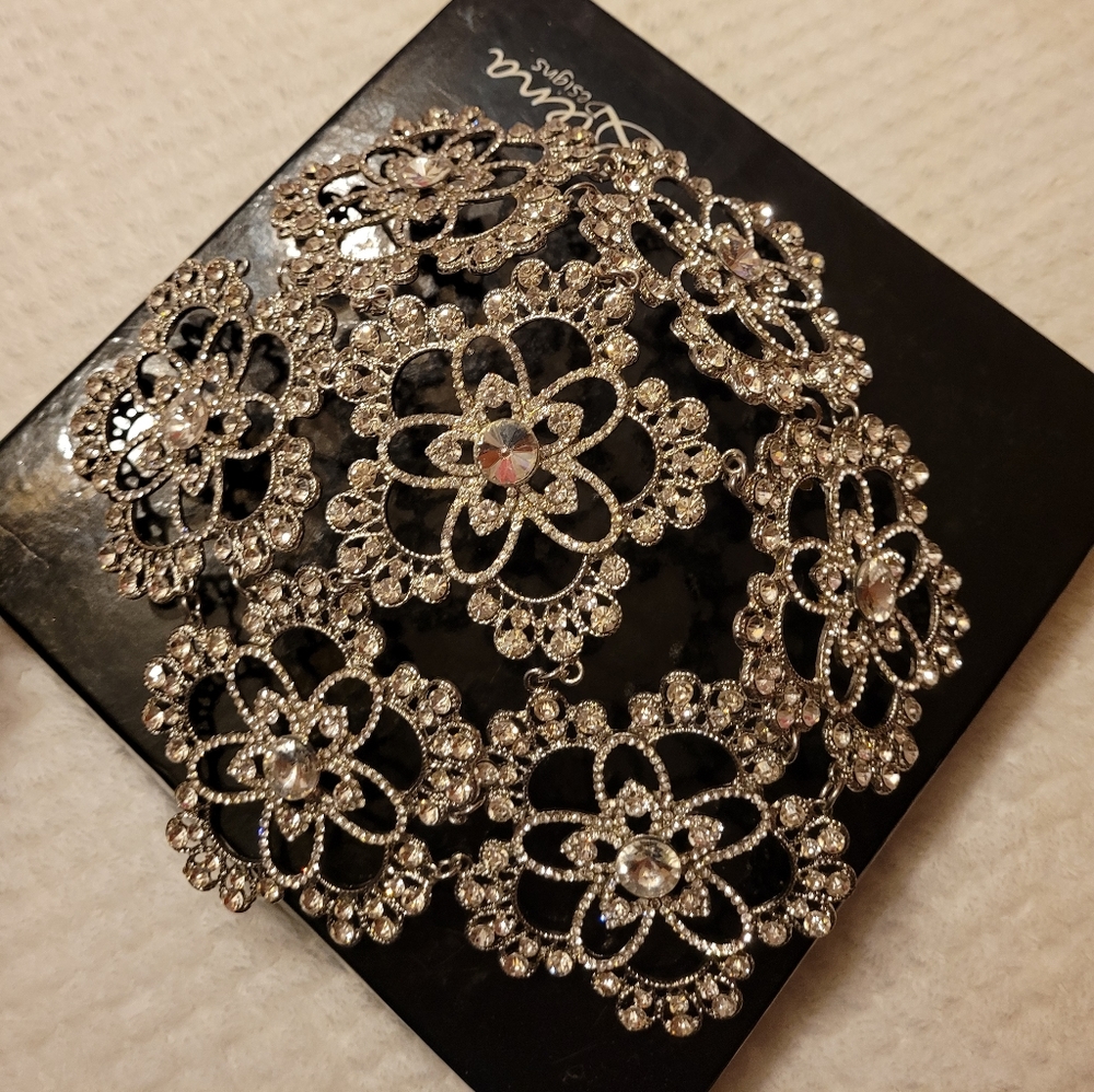 Head Accessorie.